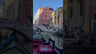 Enchanting Serenade: A Captivating Gondola Adventure through the Venetian Canals 🚣‍♀️😍 🇮🇹✨ #shorts