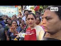 kushboo arrested video கீழே விழுந்த குஷ்பு.... ஆக்ரோஷமான‌ பாஜகவினர்...