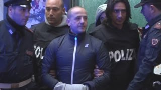 Caivano (NA) - Traffico armi e droga. Arrestato ''Tonino 'a monnezza'' -2- (16.12.14)