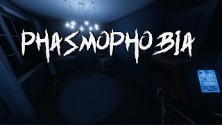 playing phasmo on stream