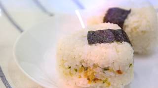 [How-Krumbs-So-Nice] Onigiri with Fish Skin Krumbs