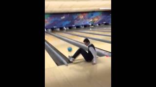 Kid Fails At Bowling