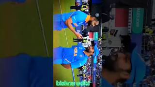 Follow for more cricket video ☺️ #viratkohli #rohitshama #rohirat