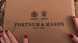 Fortnum \u0026 Mason Hamper Unboxing | Christmas