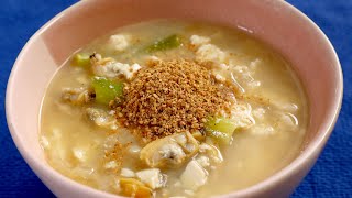 Tofu soup with clams (Dubu-jogaetguk: 두부조갯국)