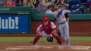 LAD@PHI: Turner launches a three-run homer to left