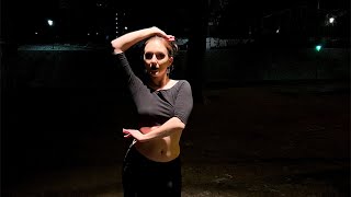 Iza Cichowska | Fusion bellydance improvisation | LIGHT | Feverkin - Overthought