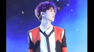 [Fancam đẹp] 180824 Cạn ly 干杯  -  Vương Tuấn Khải Focus - TFBOYS Fan Meeting 5 năm tròn