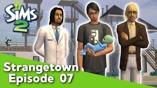 THE CURIOUS FAMILY | The Sims 2: Let's Play Strangetown | Ep7 | Round 1