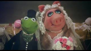 Muppet Songs: Miss Piggy - Never Before (Muppet Movie)