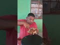 comilão incansável a incrível comida do homem guloso carne comédiafamiliar comida