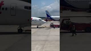 SpiceJet Boeing 737 Pushback Gate-60 at IGI Airport Delhi  #SpiceJet #igiairport #Boeing #GMR #B737