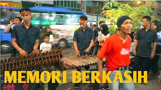 Download MEMORI BERKASIH - Angklung Malioboro CAREHAL (Pengamen Kreatif Jogja) Edisi Lagu Malaysia terbaik mp3