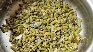 Alasande Palya/ Long Beans Palya/  Mangalore Udupi Style lattande Upkari Recipe in Kannada