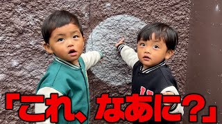 初めての場所に興味津々な三つ子の一日