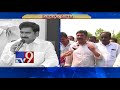 ys jagan padayatra tdp devineni uma vs ycp jogi ramesh tv9