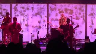 Metronomy - Everything Goes My Way - Live in The Wiltern - Los Angeles - 2022