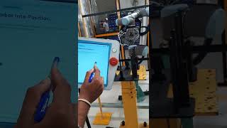 Universal Robots || To run robot program in manual mode