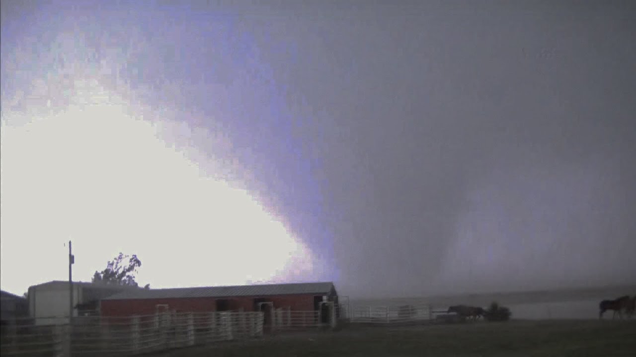 El Reno, Ok EF5 Wedge Tornado Escape May 31, 2013 - YouTube