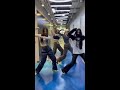 복도에서 선배님과 우연히 스치면⁉ itzy 예지 유나 선배님과 함께 🌊 big_wave_challenge🏄‍♀ shorts