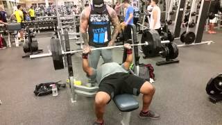 315lbs bench press pause reps