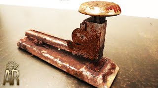 Rusty Vintage Stapler Restoration Video – MODEL 402