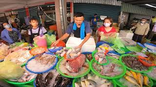 高雄金獅湖市場海鮮拍賣興達港王中皇海鮮叫賣