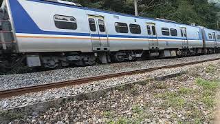 4173次經由宜蘭線開往樹林的EMU733+EMU734阿福號區間車，（短鳴笛通過）