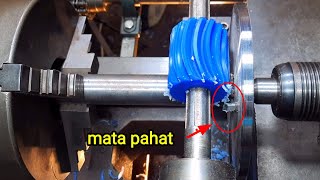 tehnik bubut kombinasi yang akan membuatmu pintar || make gears on a lathe