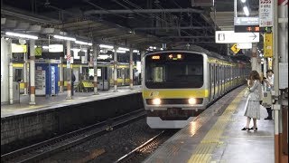 津田沼駅に総武緩行線の上り下り一番電車が入線