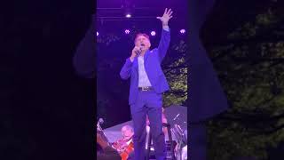 Brian Stokes Mitchell sings “The Impossible Dream” with the New Haven Symphony Orchestra 6/11/22