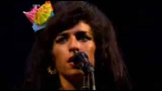 Amy Winehouse- Love Is A Losing Game (Glastonbury 2008)
