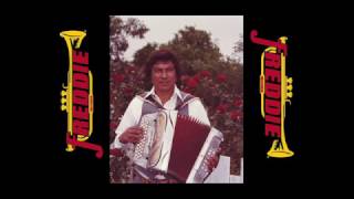 GILBERTO PEREZ - TE VAS O TE QUEDAS (1982 ORIGINAL SONG)