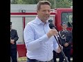 angielski to był pikuś. trzaskowski na konferencji zaczął odpowiadać na pytania po... francusku