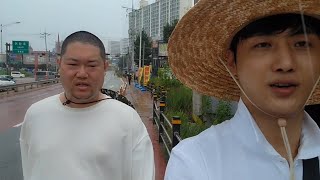 감스트 굵어지는 빗줄기, 응원하러 찾아온 3명은 누구?! [국토대장정 3일차 #2]