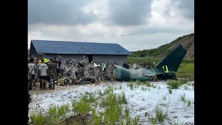 টেক অফের সময় দুর্ঘটনার কবলে পড়ে সৌর এয়ারলাইন্সের বিমান