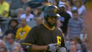 ARI@PIT: Liriano singles in Mercer from second