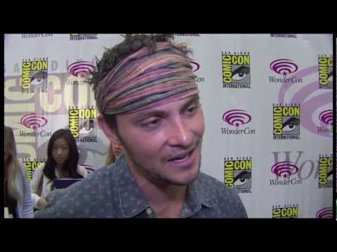 Shiloh Fernandez Talks CONTINUE, EVIL DEAD and Connection (INTERVIEW)