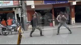¡Qué susto! Dos hombres en Barbosa pelean con machete en mano - Telemedellín