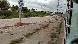 Guruvayur Express furiously skipping Uttamarkovil curve during  ICF days