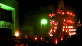 ２０１１年　秩父夜祭　団子坂曳き下ろし(中近笠鉾)