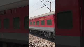 Dangerous 130kmph attack of Champaran humsafar Express at 130kmph at Dadri - Indian Railways #shorts