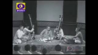 Kaun Thagwa Nagariya Lootal Ho (Pt. Kumar Gandharv)