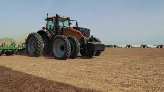 Challenger 1000 Series | Now that's Intelligent Farming