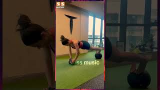 🔥 நம்ம Rashmika வெறித்தனமா Workout பண்றாங்களே! - Varisu | Thalapathy Vijay