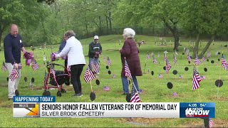 Brentwood Senior Living facility residents in Niles honor fallen soldiers