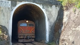 D11H - 357 run alone , run through tunnels