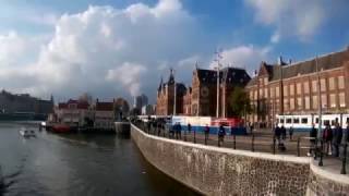 ПШЕНИЧНІЙ МАНДРИ: Амстердам - місто десятків мостів та сотень велосипедів