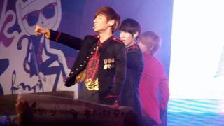 [Fancam] 111026 Boyfriend - Don't touch my girl