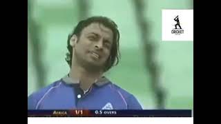 Shoaib akhtar bowling Asia xi 2005 rare video